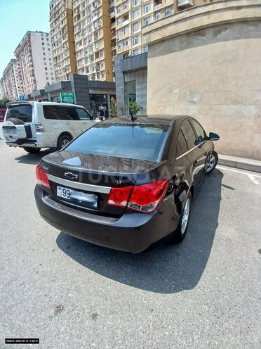Chevrolet Cruze-2