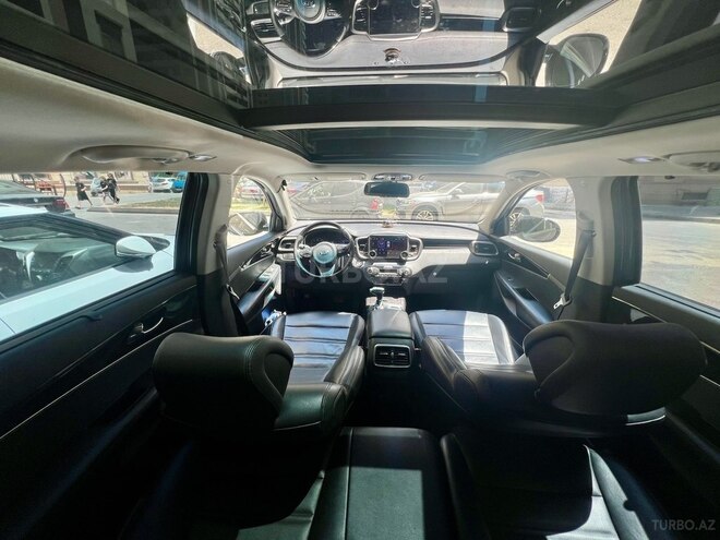 Kia Sorento-4