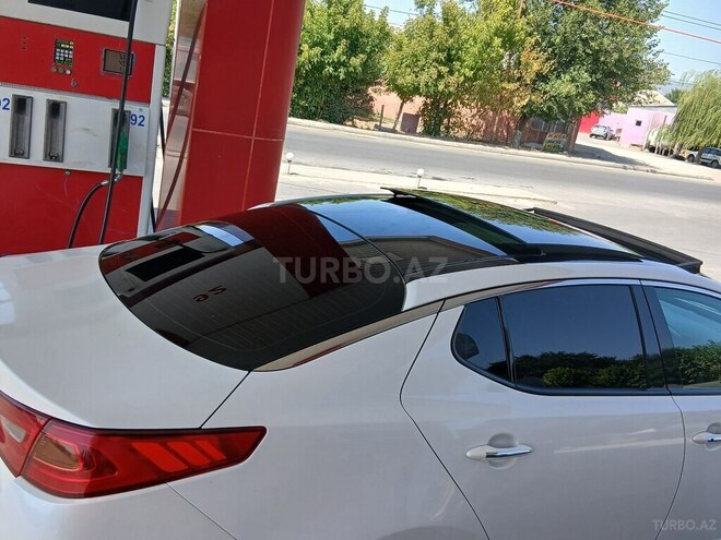 Kia Optima-15