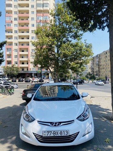 Hyundai Elantra 2015, 122,000 km - 1.8 l - Bakı