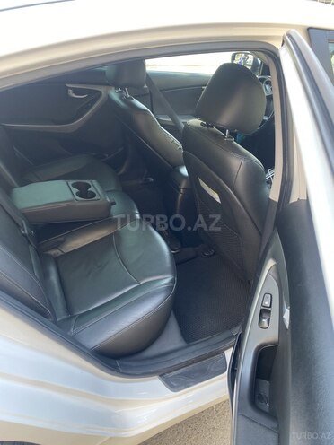 Hyundai Elantra 2015, 122,000 km - 1.8 l - Bakı