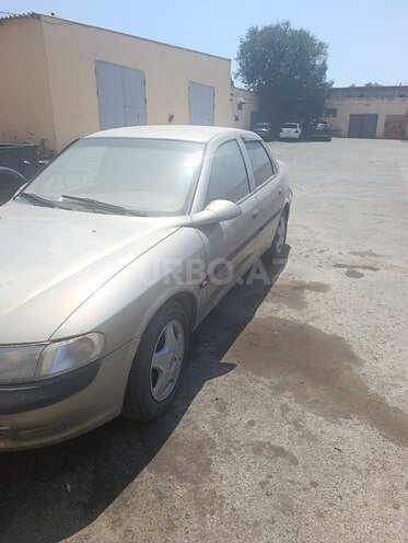 Opel Vectra 1996, 220,100 km - 2.0 l - Xırdalan