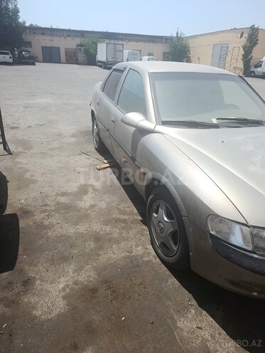Opel Vectra 1996, 220,100 km - 2.0 l - Xırdalan