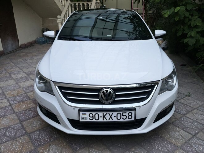 Volkswagen Passat CC-1