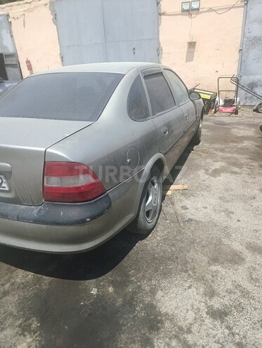 Opel Vectra 1996, 220,100 km - 2.0 l - Xırdalan