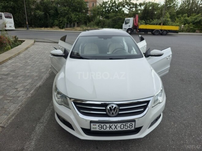 Volkswagen Passat CC-4