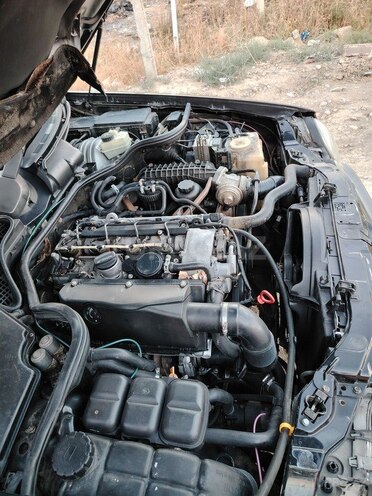 Mercedes E 220 d 2000, 389,000 km - 2.2 l - Sumqayıt