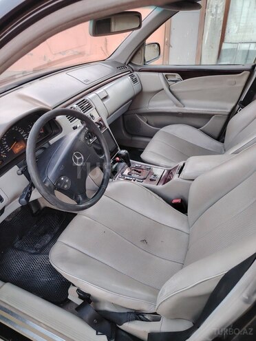 Mercedes E 220 d 2000, 389,000 km - 2.2 l - Sumqayıt