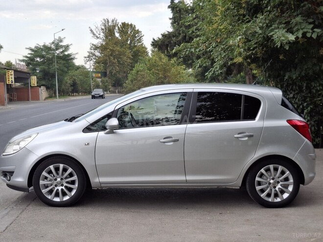 Opel Corsa 2008, 197,000 km - 1.4 л - Mingəçevir