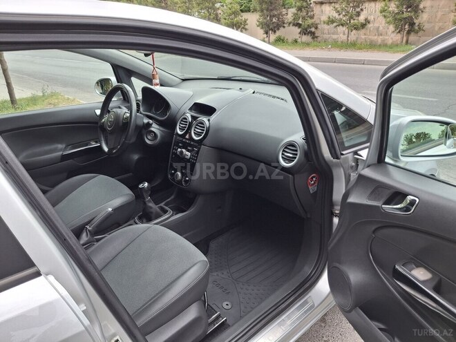 Opel Corsa 2008, 197,000 km - 1.4 л - Mingəçevir