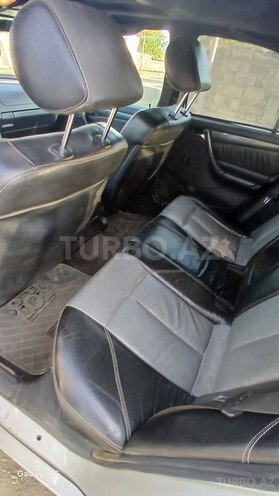 Mercedes C 230 2000, 288,000 km - 2.3 л - Masallı