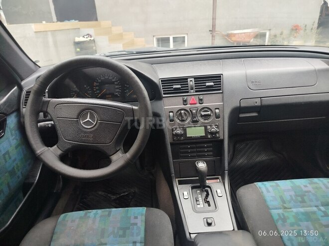 Mercedes C 180 1996, 265,548 km - 1.8 л - Gəncə