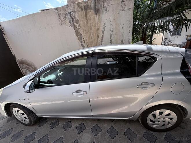 Toyota Aqua 2017, 100,000 km - 1.5 l - Bakı