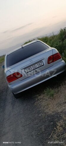 Mercedes E 230 1999, 1,000 km - 2.3 l - Masallı