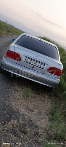 Mercedes E 230 1999, 1,000 km - 2.3 l - Masallı