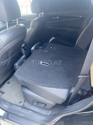 Kia Sorento-13
