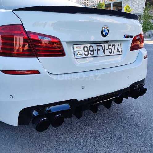 BMW 528-9