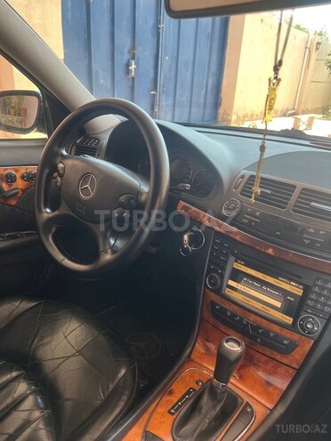 Mercedes E 220 d 2008, 327,200 km - 2.2 л - Bakı