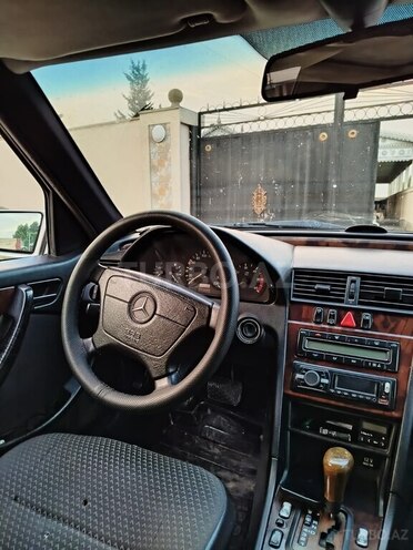 Mercedes C 220 d 1999, 258,639 km - 2.2 l - İmişli