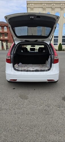 Hyundai i30 2010, 378,000 km - 1.6 l - Gəncə