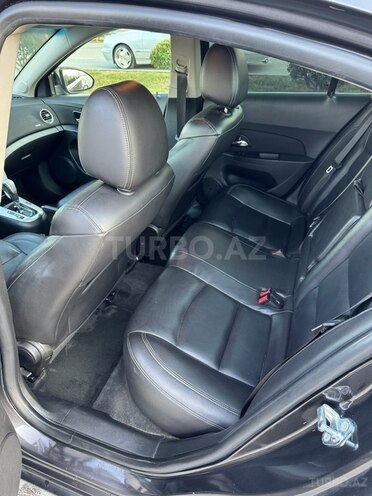 Chevrolet Cruze-6