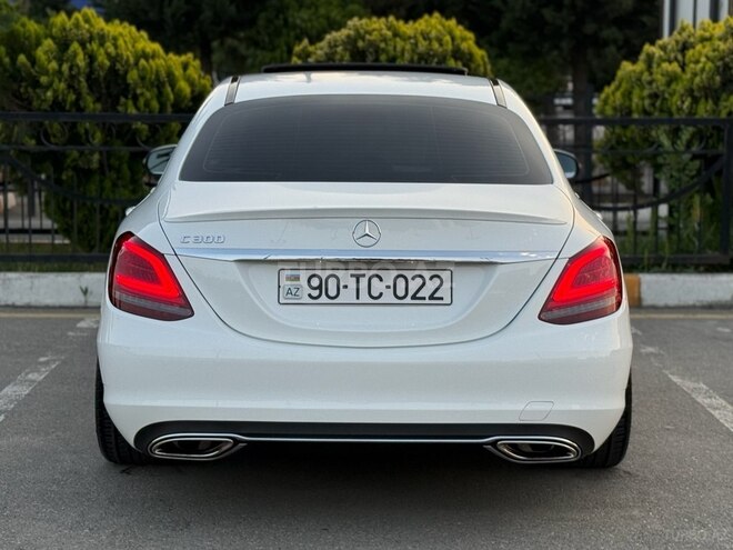 Mercedes C 300 2019, 52,000 km - 2.0 l - Bakı
