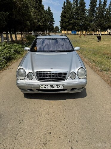Mercedes E 220 d 2000, 550,000 km - 2.2 л - Lənkəran
