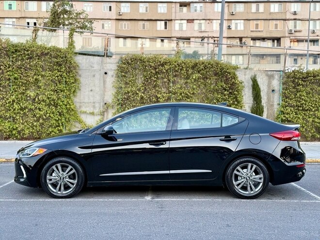 Hyundai Elantra 2016, 95,000 km - 2.0 l - Bakı