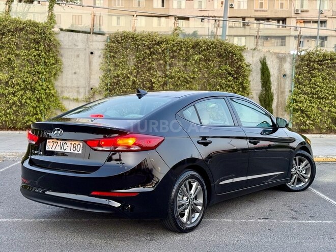 Hyundai Elantra 2016, 95,000 km - 2.0 l - Bakı