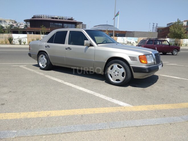 Mercedes E 250 1993, 567,000 km - 2.5 l - Bakı