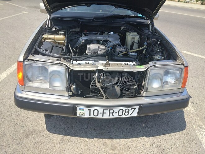 Mercedes E 250 1993, 567,000 km - 2.5 l - Bakı