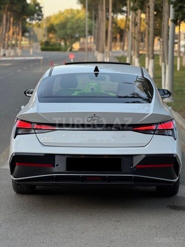 Hyundai Elantra 2024, 19,500 km - 1.6 l - Bakı