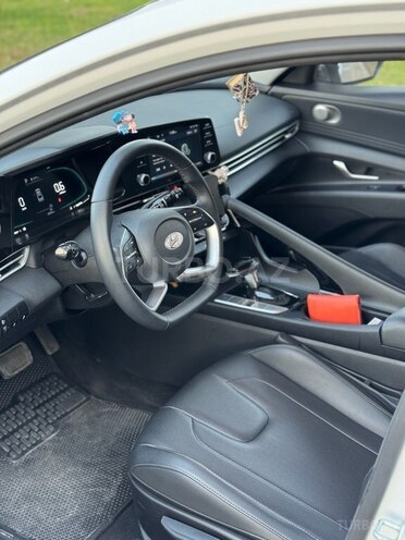 Hyundai Elantra 2024, 19,500 km - 1.6 l - Bakı
