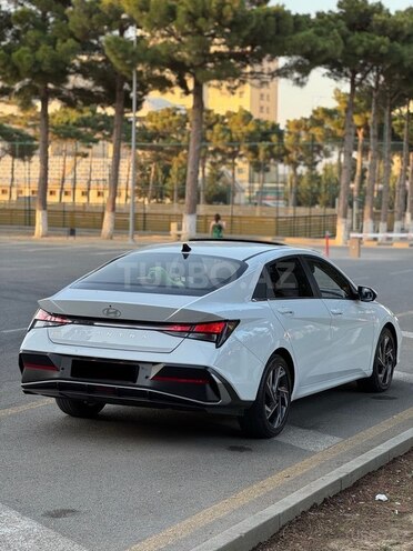 Hyundai Elantra 2024, 19,500 km - 1.6 l - Bakı