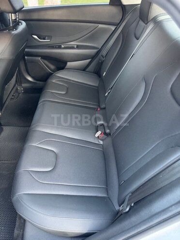 Hyundai Elantra 2024, 19,500 km - 1.6 l - Bakı