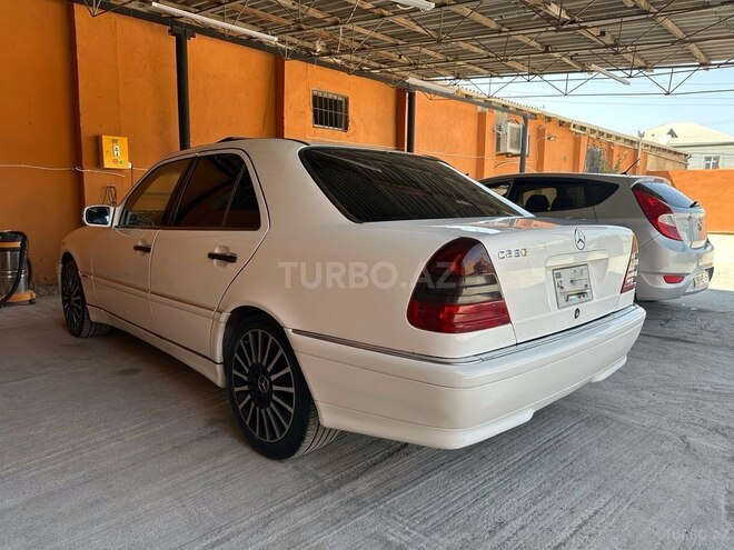 Mercedes C 230 1998, 322,000 km - 2.3 l - Bakı