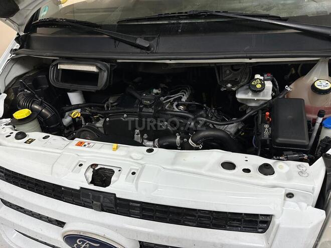 Ford Transit 2011, 256,000 km - 2.4 л - Quba