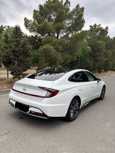 Hyundai Sonata-5