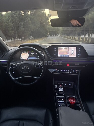 Hyundai Sonata-2