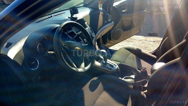 Chevrolet Cruze 2011, 443,000 km - 1.4 l - Sumqayıt