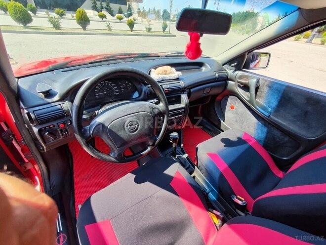 Opel Astra-11