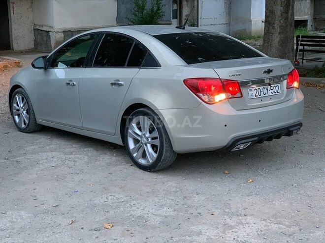 Chevrolet Cruze-6