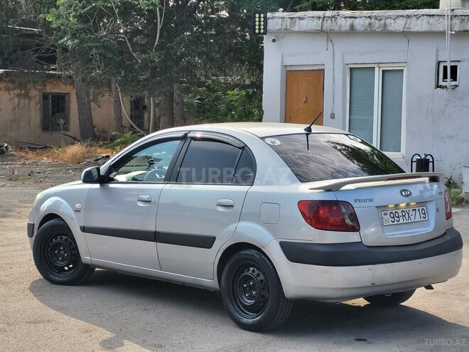 Kia Pride-4