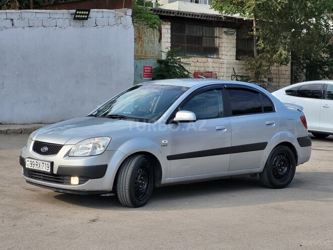 Kia Pride-5