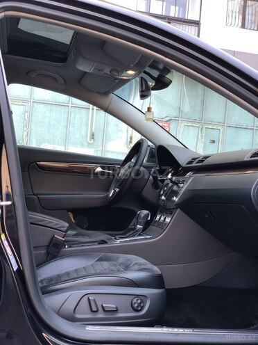 Volkswagen Passat 2014, 185,000 km - 1.8 л - Bakı