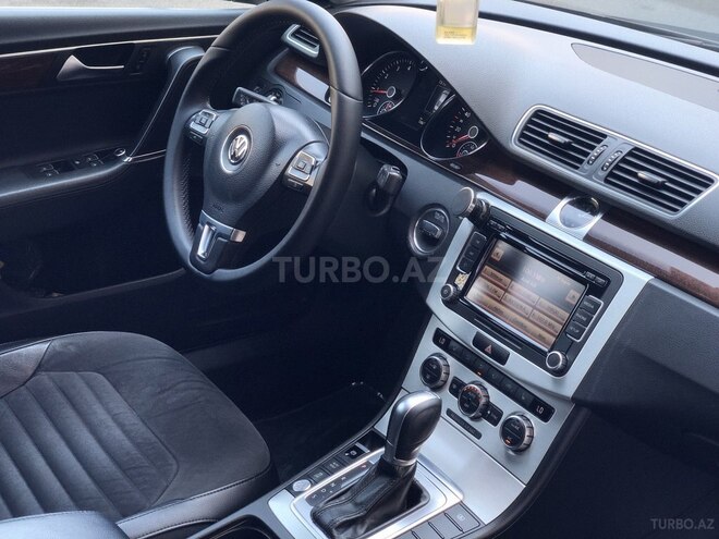 Volkswagen Passat 2014, 185,000 km - 1.8 л - Bakı
