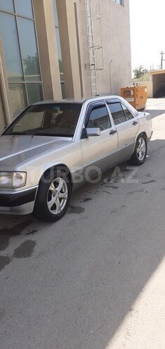 Mercedes 190 1991, 265,860 km - 2.0 l - Salyan