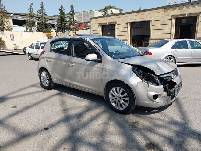 Hyundai i20 2009, 168,123 km - 1.6 л - Bakı