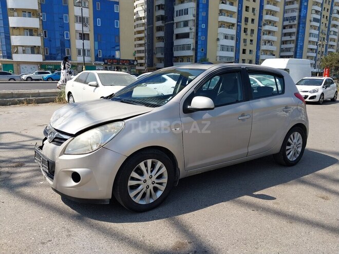 Hyundai i20 2009, 168,123 km - 1.6 л - Bakı