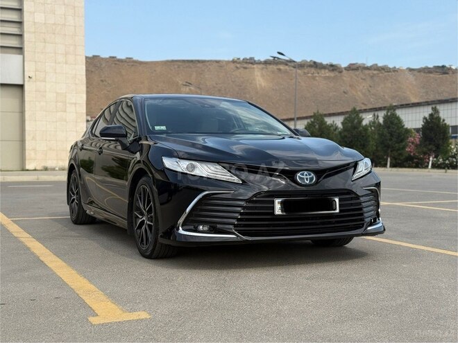 Toyota Camry-9